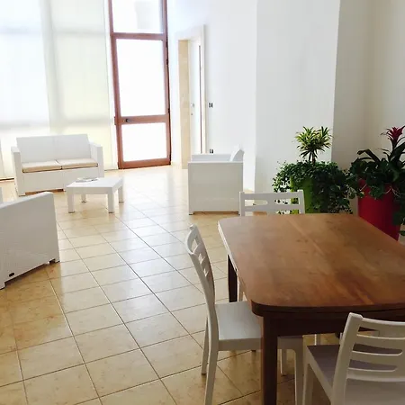 Bed & Breakfast Cadorna Leverano